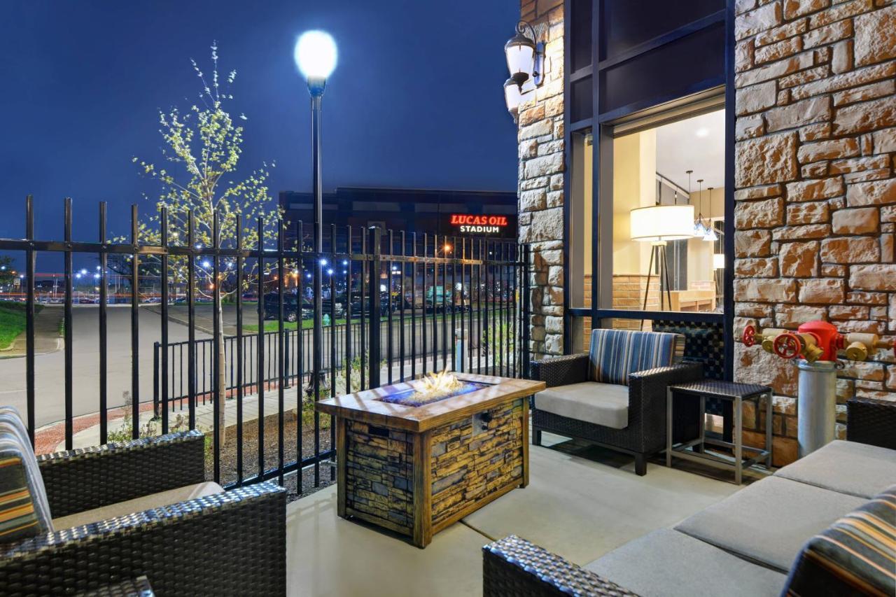 Towneplace Suites By Marriott Indianapolis Downtown Exterior photo
