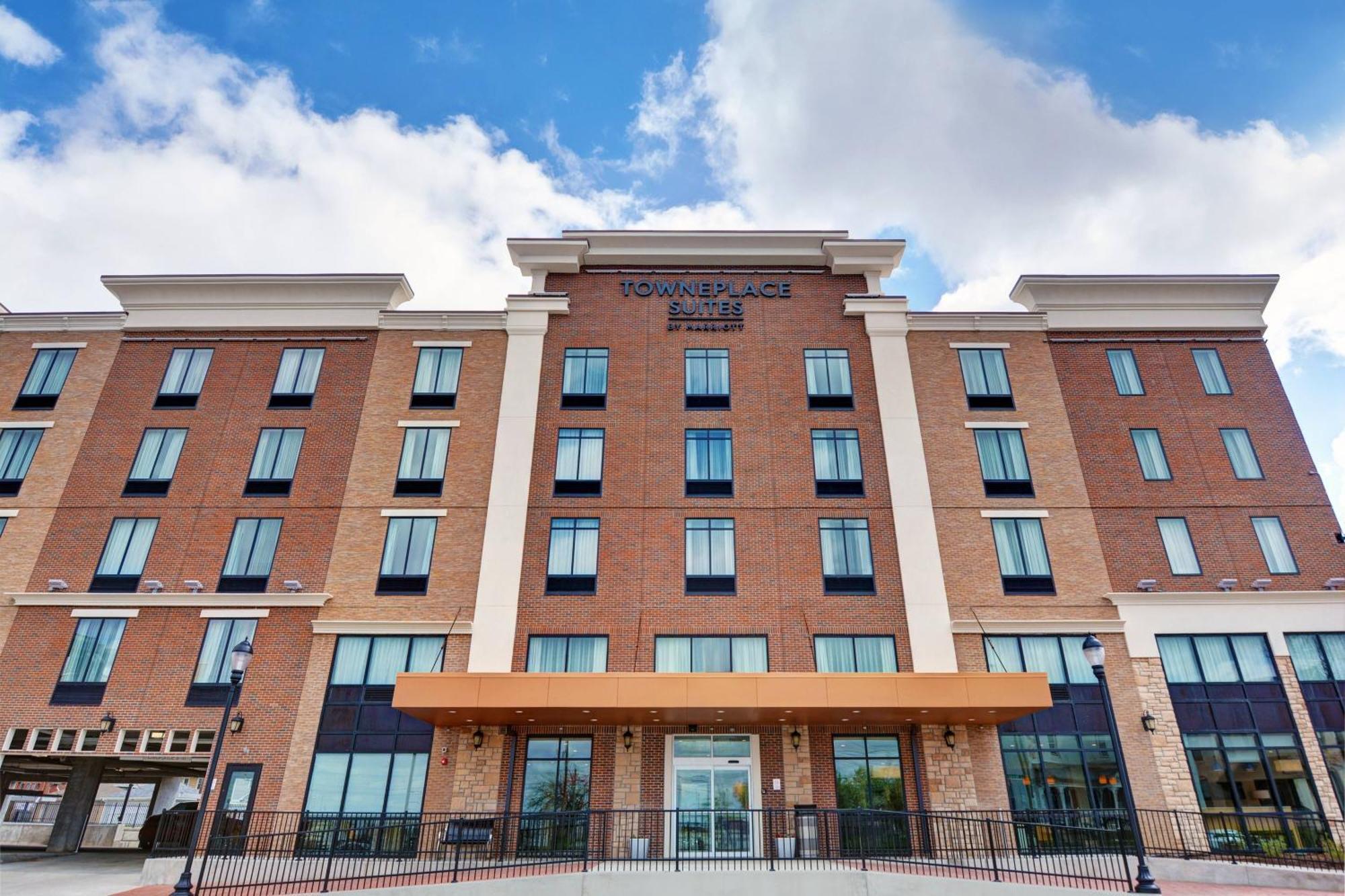 Towneplace Suites By Marriott Indianapolis Downtown Exterior photo